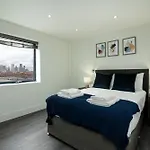 Elegant Luxe Penthouse In Whitechapel