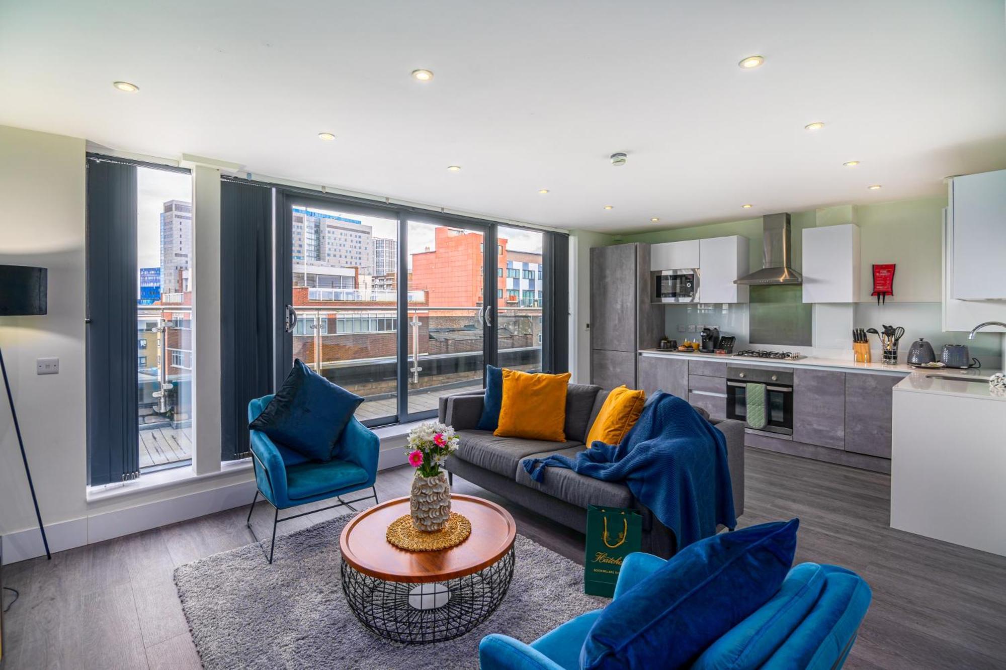 Elegant Luxe Penthouse In Whitechapel Appartamento